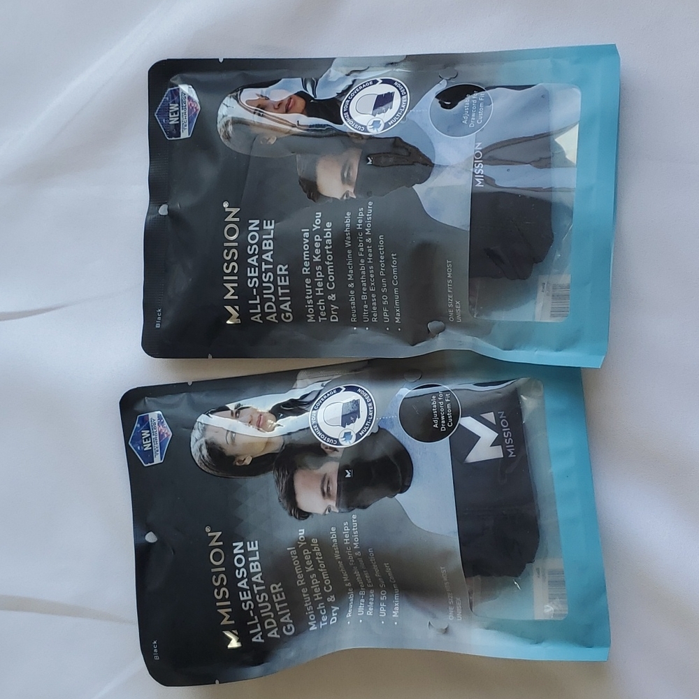 NWT Mission All Season Adjustable Gaiter